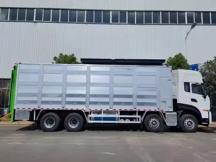 Heavy-Duty Livestock Trucks for Commercial Applications